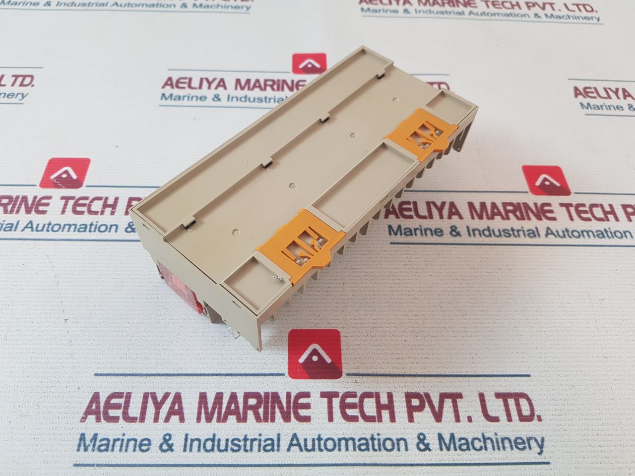 Omron G7Tc-ia16 I/O Relay Terminal 30Vdc 24V Dc