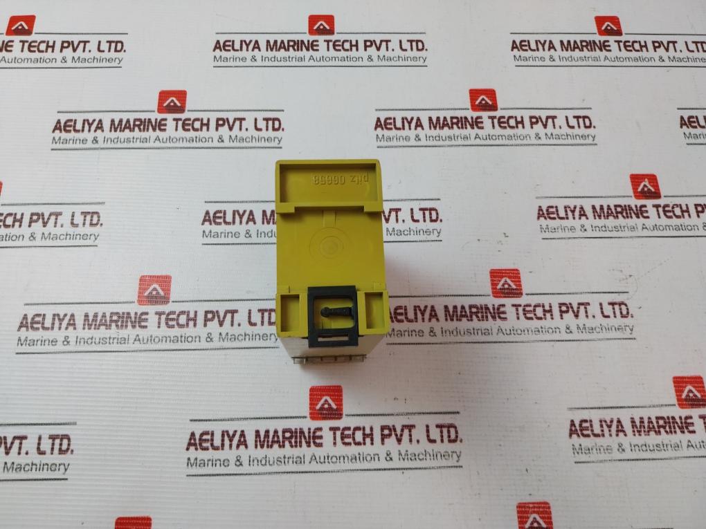 Pilz P1I-1Nb/110V~/2U Safety Relay 0.1-10A