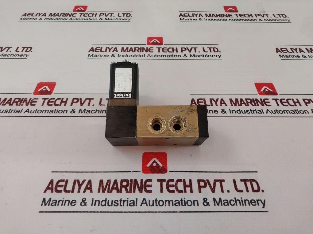 Pneumax 464.32.0.1 Solenoid Dirnl Ctrl Valve Spg Rtrn 0-10Bar