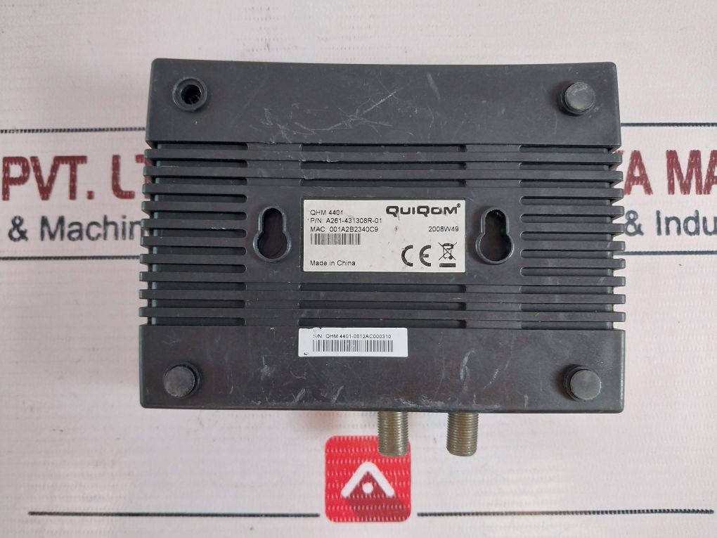 Quiqom Qhm 4401 Amplifier 5Vdc 2.5A
