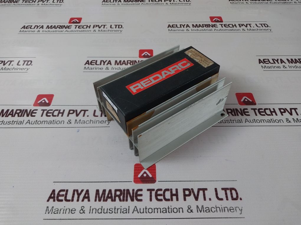 Redarc Vrt 10 Voltage Reducer Linear Single Circuit