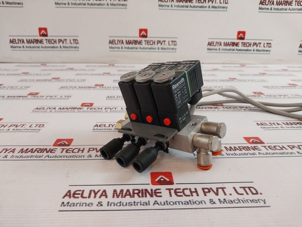Rexroth 1824210243 Directional Valve With Solenoid Coil 24 Vac/ Dc-4A