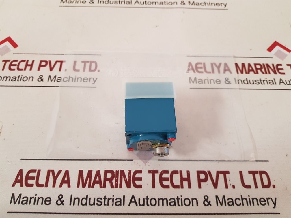 Rexroth 3341130000 Pneumatic Valve 4403
