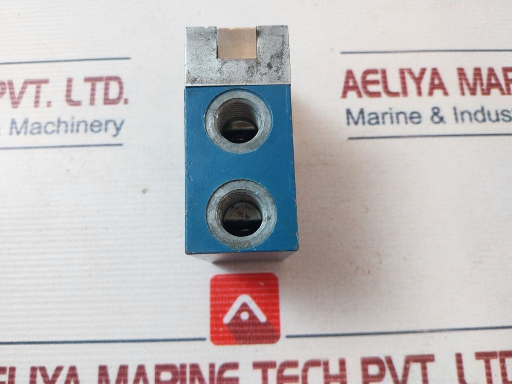 Rexroth 3630070000 Roller Lever Pneumatic Directional Valve