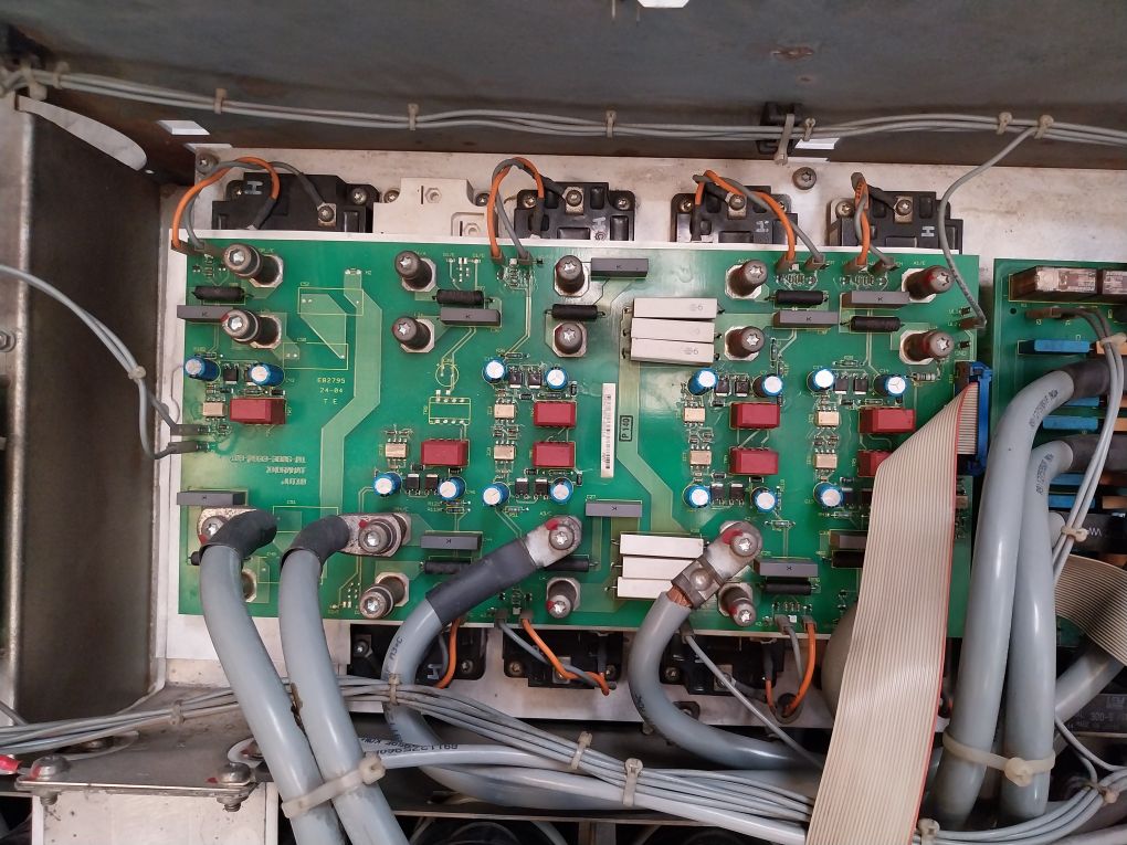 Rexroth Indramat Diax03 Servo Drive Dkr04 230V 50/60Hz