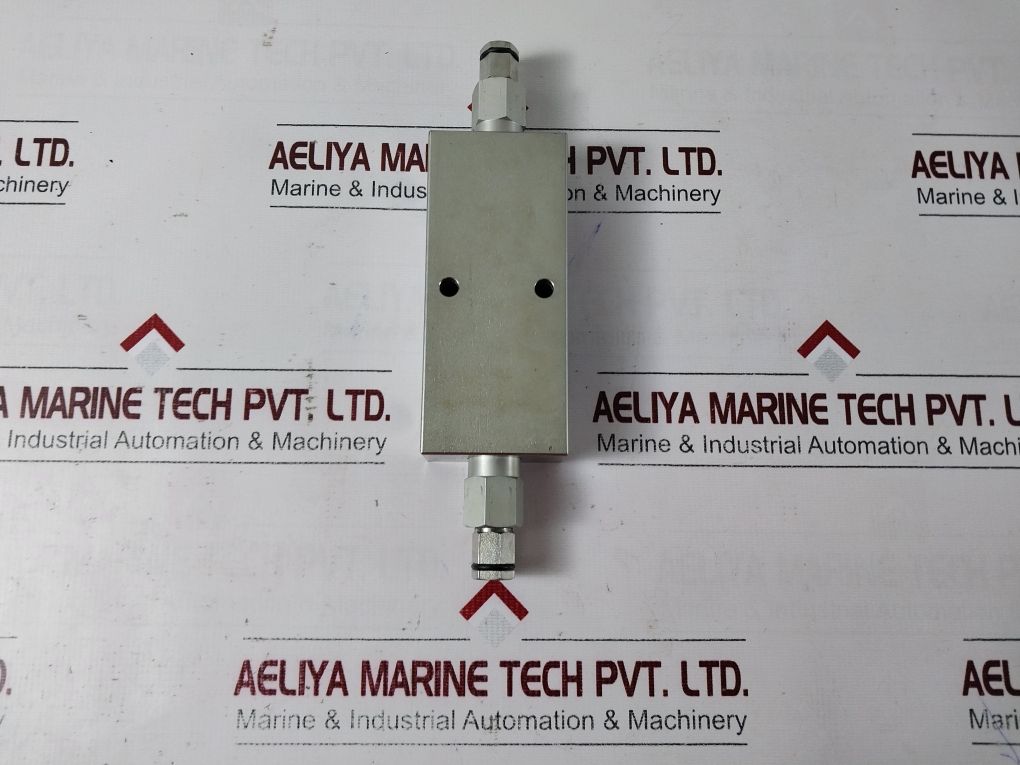 Rexroth R930003356 Hydraulic Valve 084404030335000