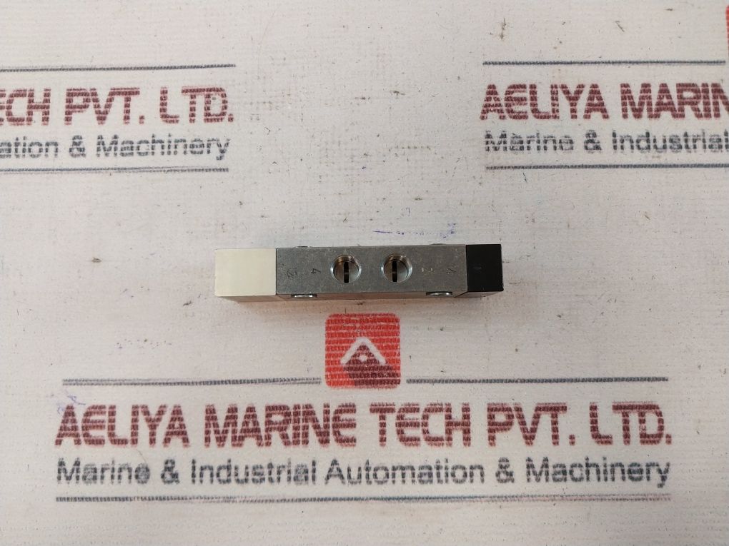 Rexroth R417000268 5/2 Way Valve