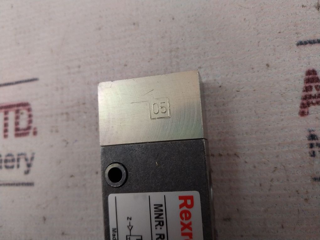 Rexroth R417000268 5/2 Way Valve