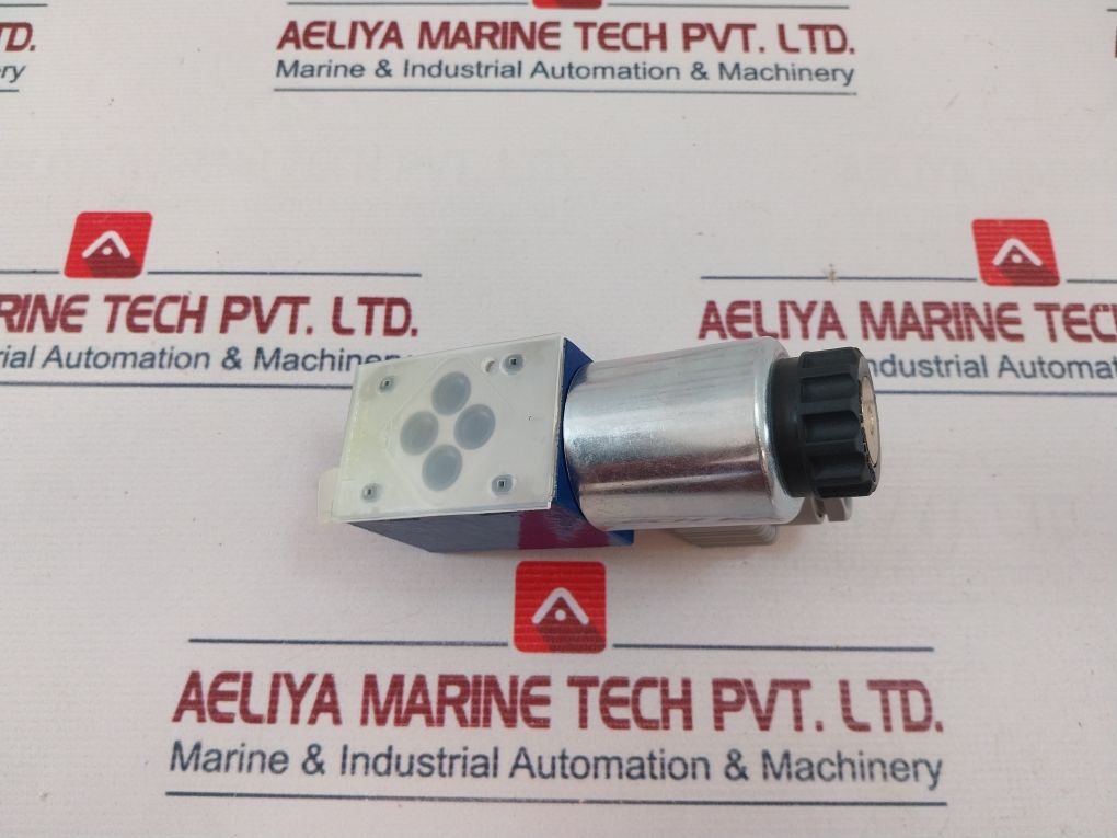 Rexroth R900561276 Directional Control Valve 4We 6 Y62/Eg24N9K4