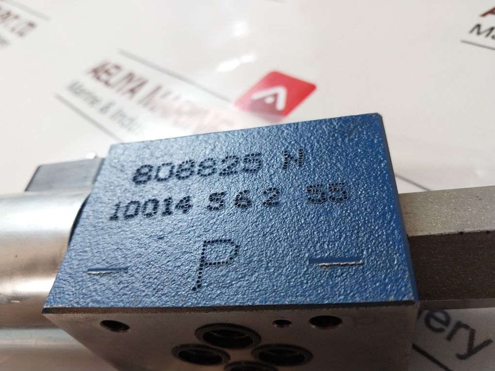 Rexroth R900913477 4We 6 D62/Eg24N9K4Qmag24 Hydraulic Directional Valve