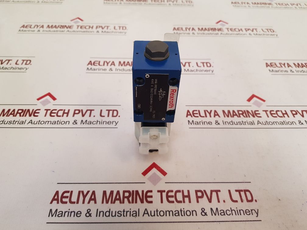 Rexroth R901186443 Hydraulic Valve 24Vdc