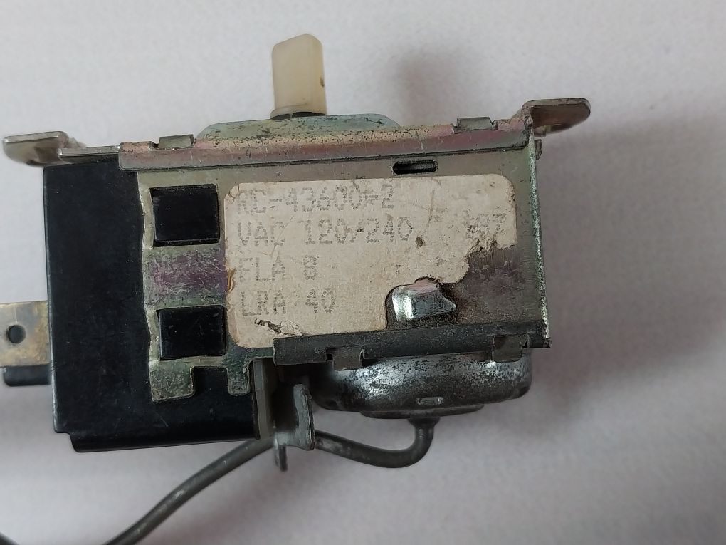 Robertshaw Rc-43600-2 Thermostat