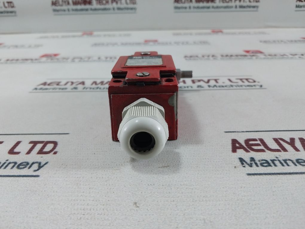 Rs 337-475 H/D Safety Limit Switch