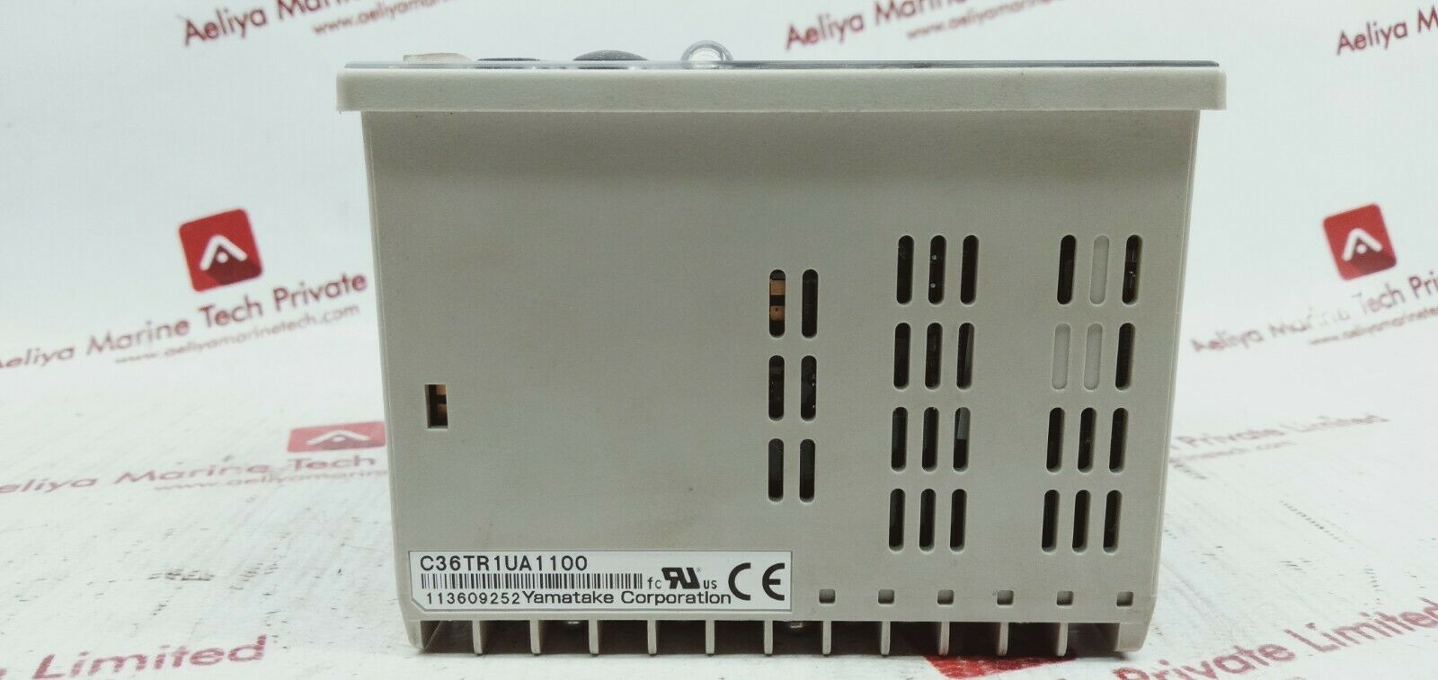 Azbil sdc36 c36tr1ua1100 thermostat