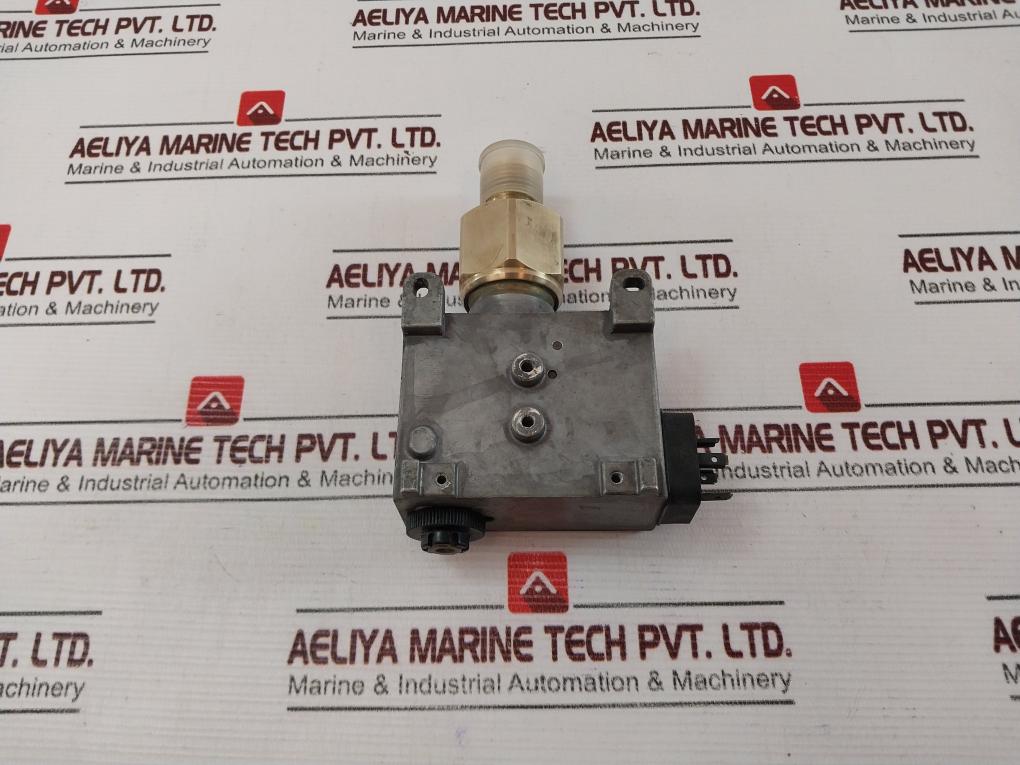 Saacke Dsb43 F001 Pressure Switch 10(3)A 250V