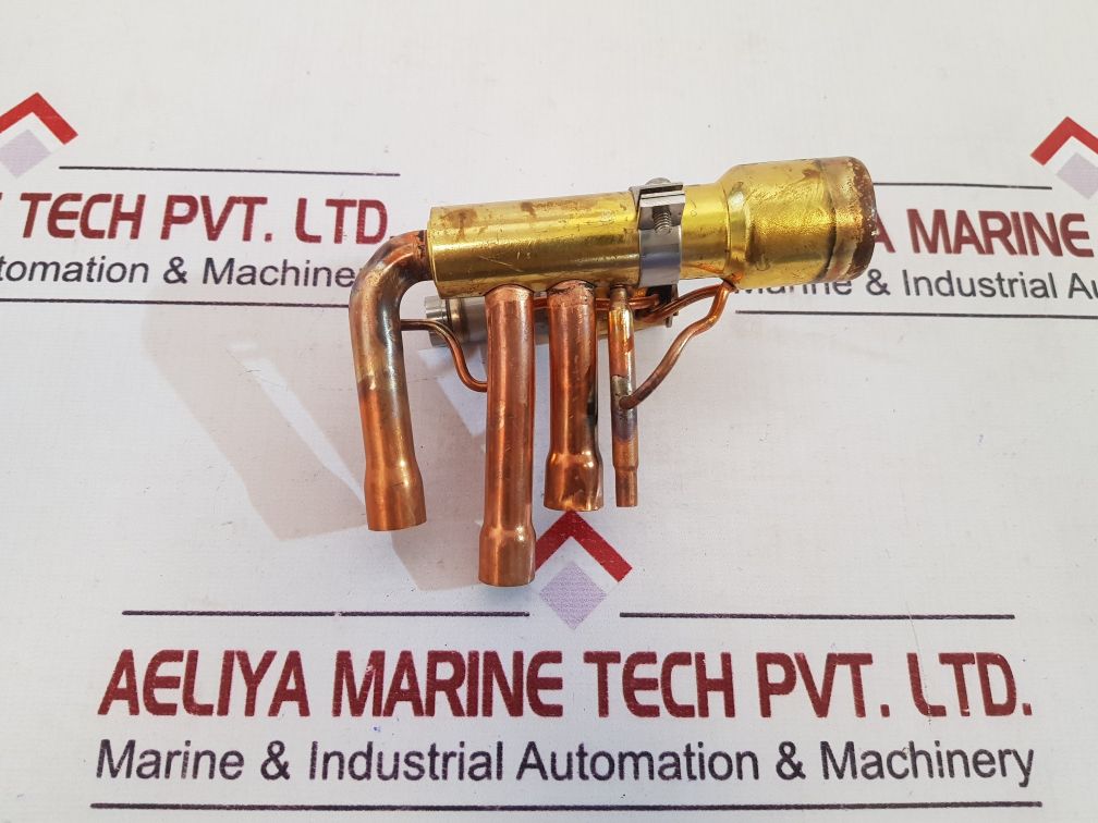 Saginomiya Dhv 2238 4 Way Valve Body