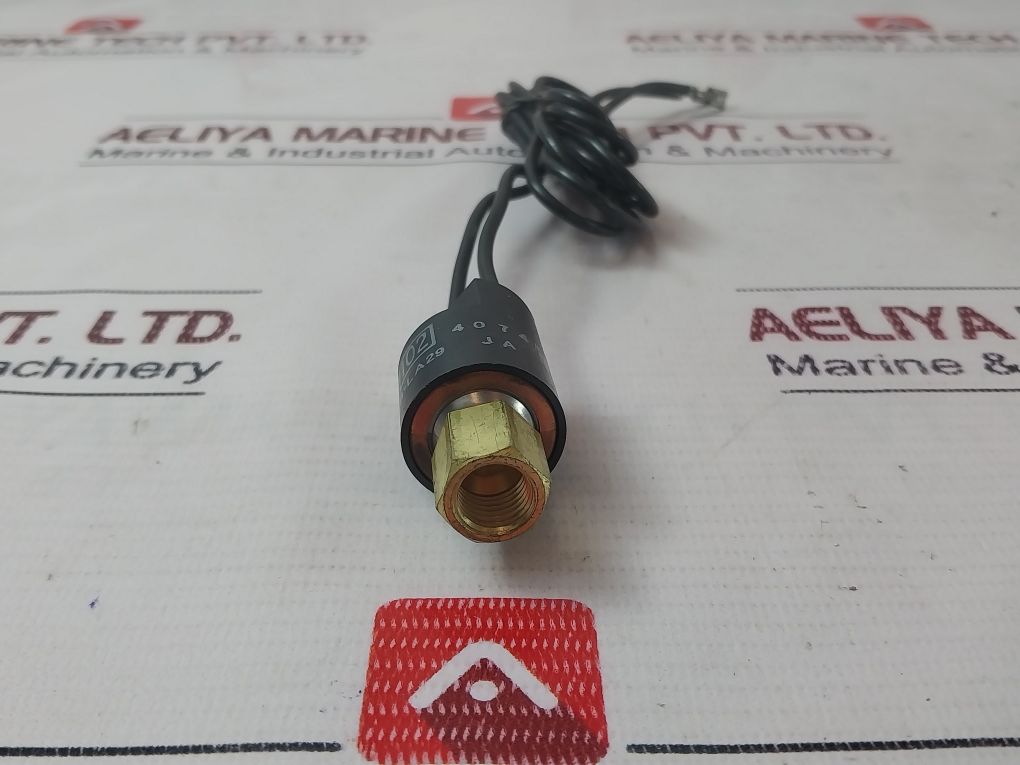 Saginomiya Lcb-la29 Small Pressure Control Switch