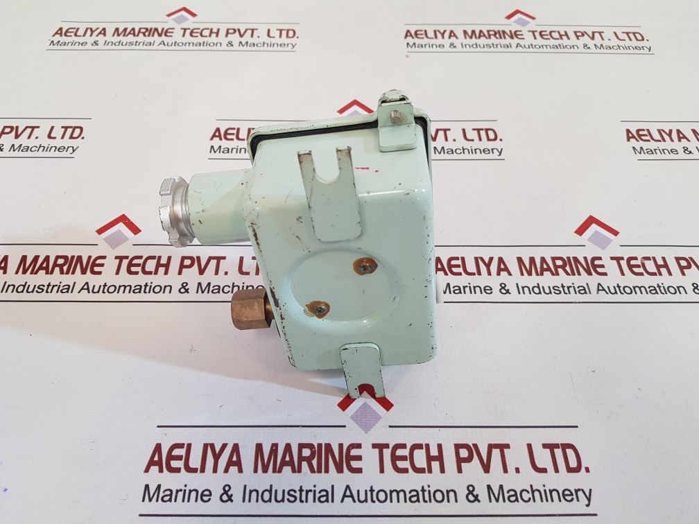 Saginomiya Sns –C130Wg1Q Pressure Controller 21Tp