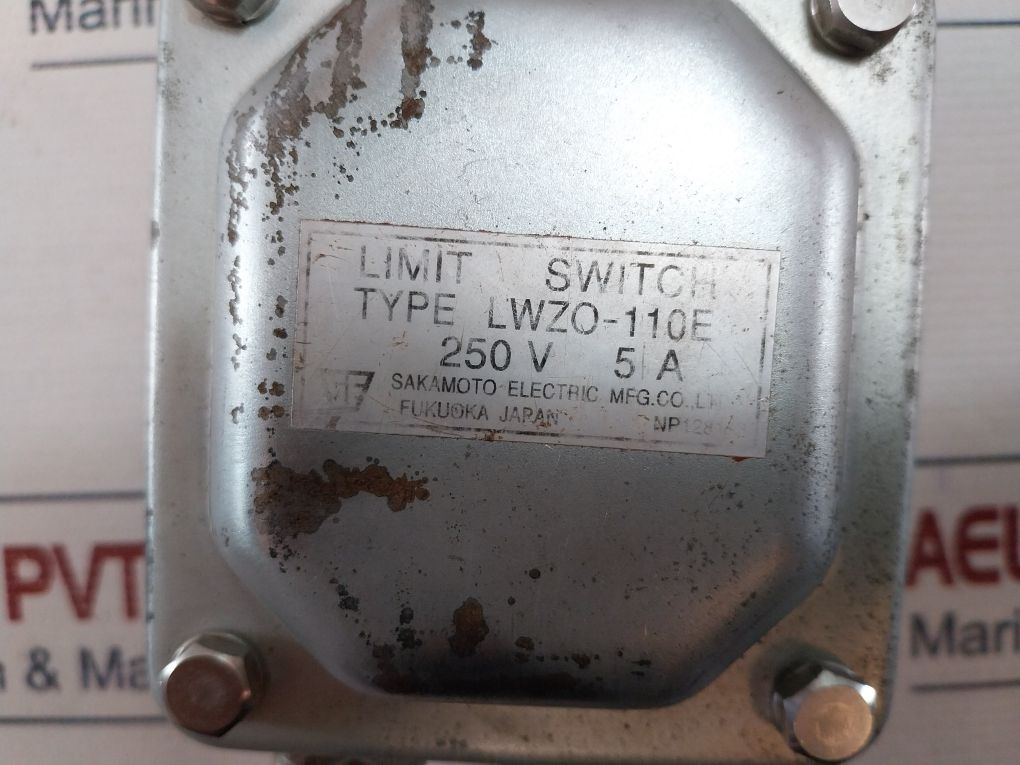 Sakamoto Electric Lwzo-110E Limit Switch 250V 5A