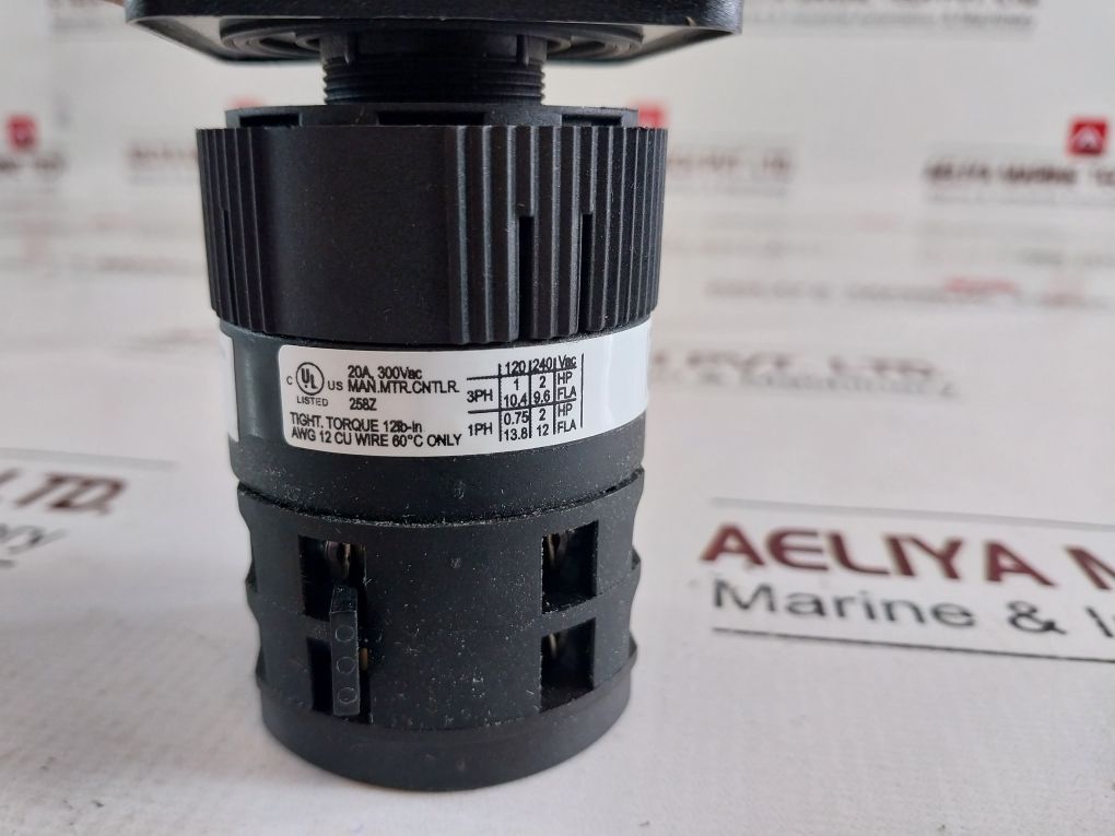 Salzer M220-61312 Rotary Cam Switch