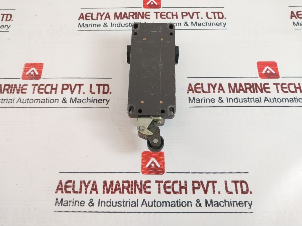 Schmersal Mvh 017-22Y Limit Switch 500V~600V