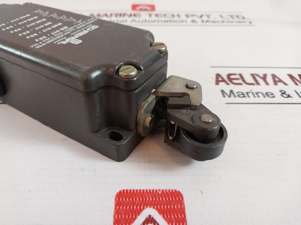 Schmersal Mvh 017-22Y Limit Switch 500V~600V