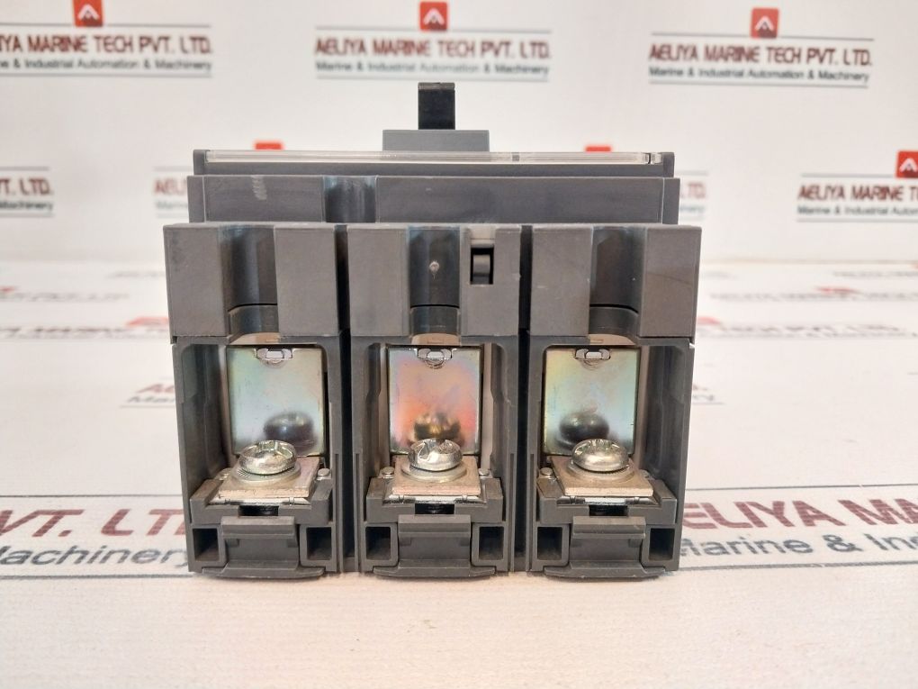 Schneider Cvs100N Circuit Breaker