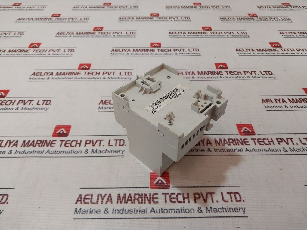 Schneider Electric 33683 Time Delay For Uvr