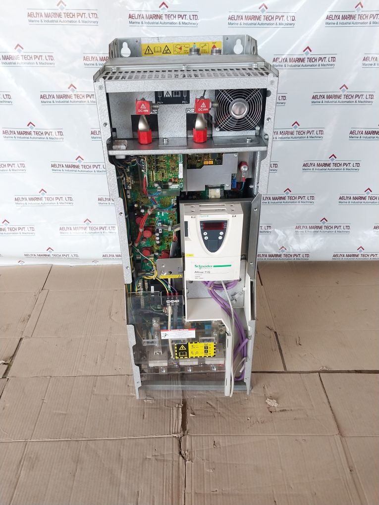 Schneider Electric Altivar 71Q Variable Speed Drive Atv71Qc16Y