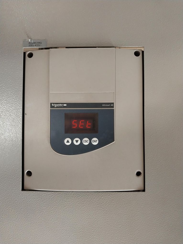 Schneider Electric Ats48C59Q 590A