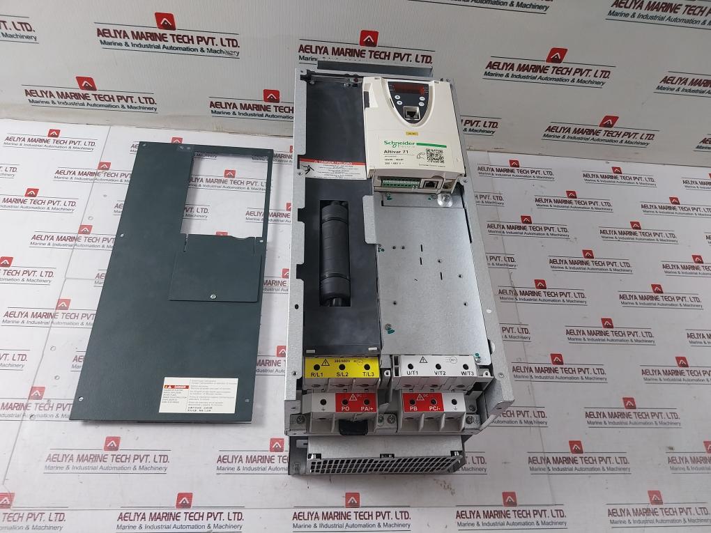 Schneider Electric Atv71Hd30N4Z Altivar 71 Ac Varible Speed Drive 380/480V