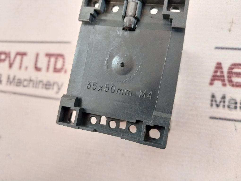 Schneider Electric Ca2Kn Control Relay