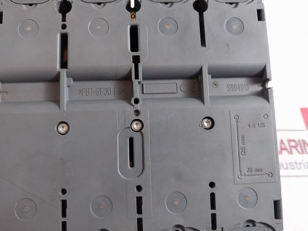 Schneider Electric Cvs160B Circuit Breaker 50/60Hz