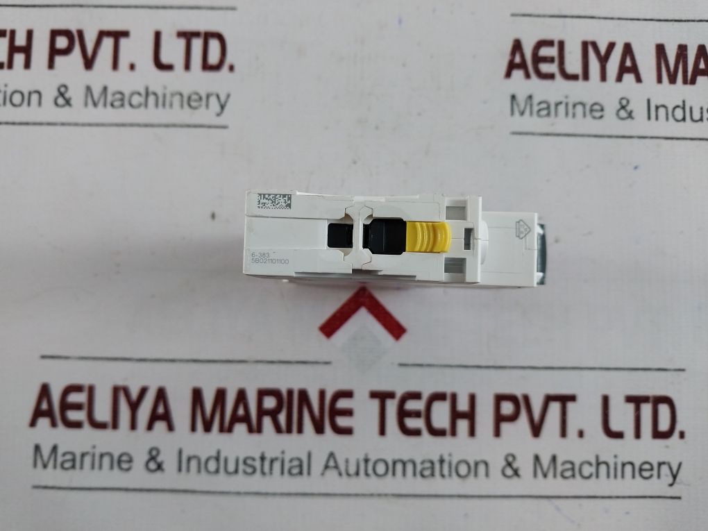 Schneider /Merlin Gerin Ic60N C 2A Circuit Breaker A9F04102