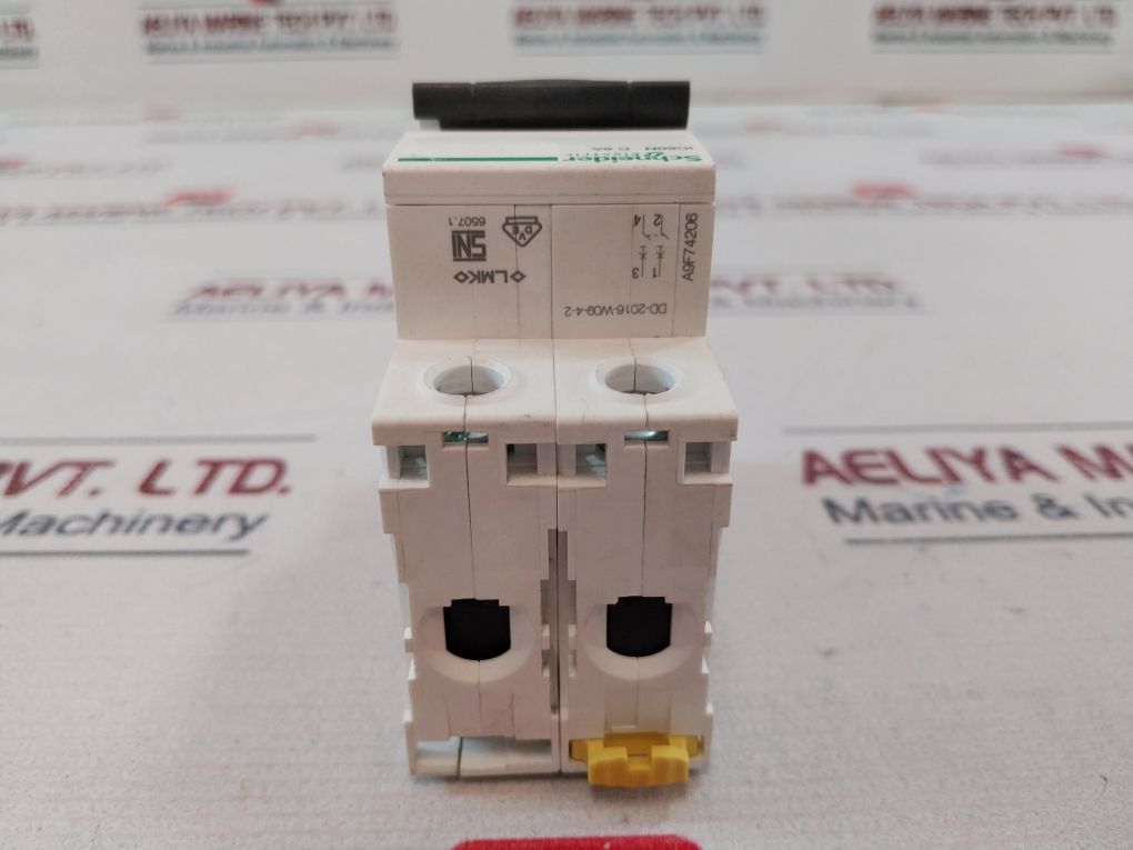 Schneider Electric Ic60N C 6A Miniature Circuit Breaker A9F74206