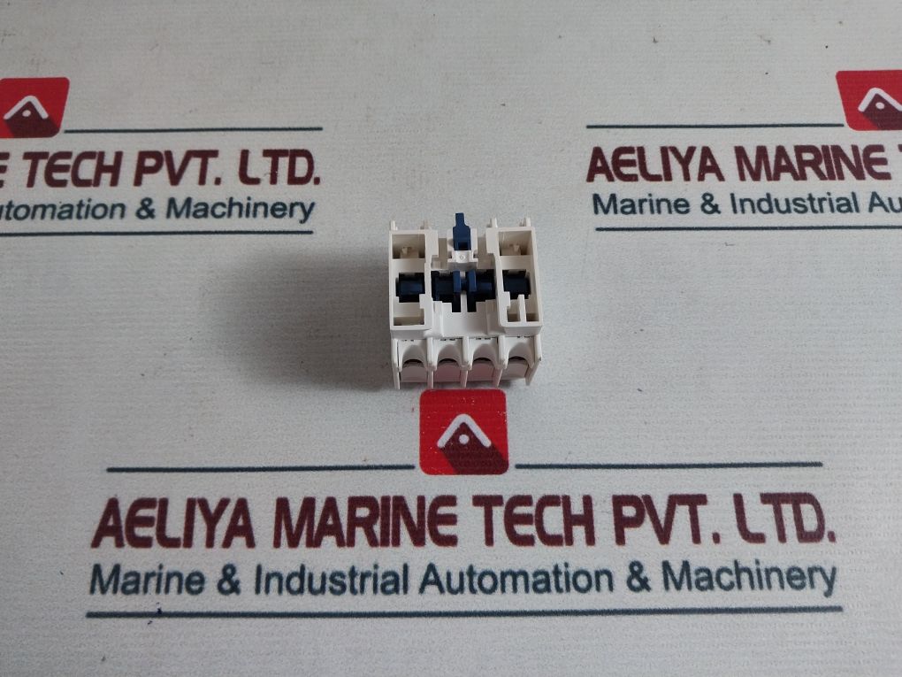 Schneider Electric/Telemecanique Ladn40 Auxiliary Contact Block 10A 690V