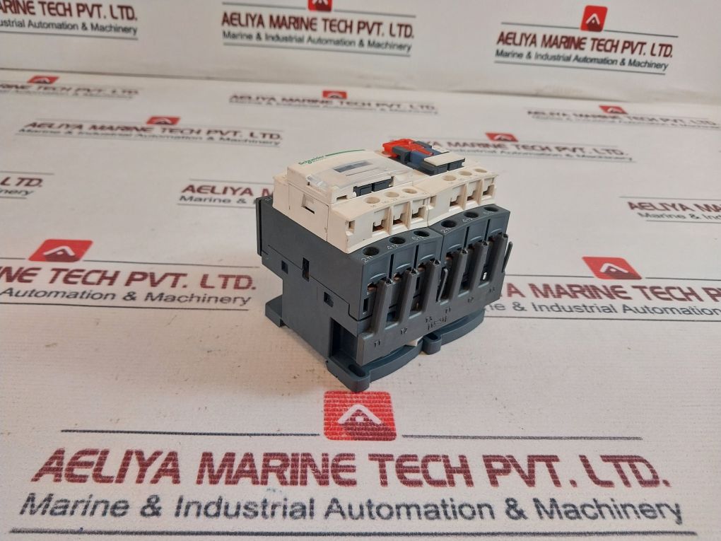 Schneider Electric Lc1D12 Contactor 25A 600V A.C.