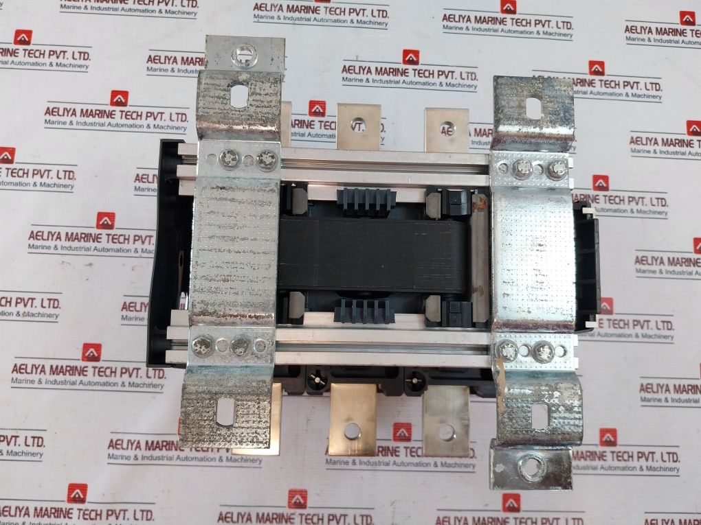 Schneider Electric Lc1F630 Contactor 1000A W/ Ladn11 Contact Block