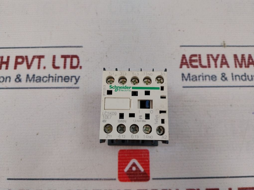 Schneider Electric Lc1K0910E7 Contactor 48V 50/60Hz
