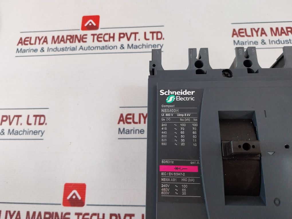 Schneider Electric Lv432695 Circuit Breaker
