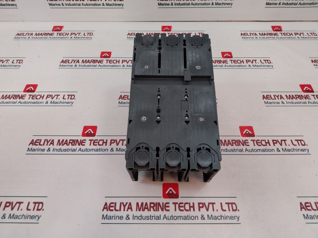 Schneider Electric Lv432695 Circuit Breaker