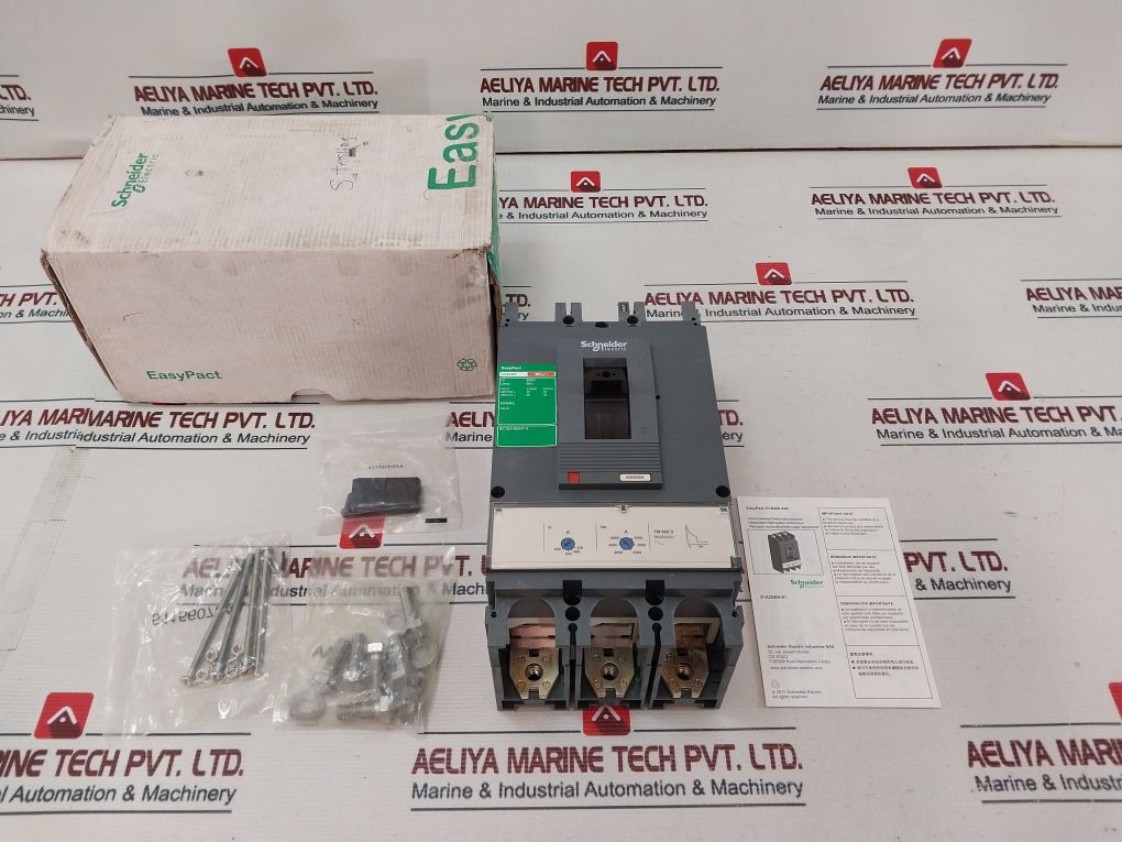 Schneider Electric Lv563306 Circuit BreakerSwitch-disconnector 600A40°C