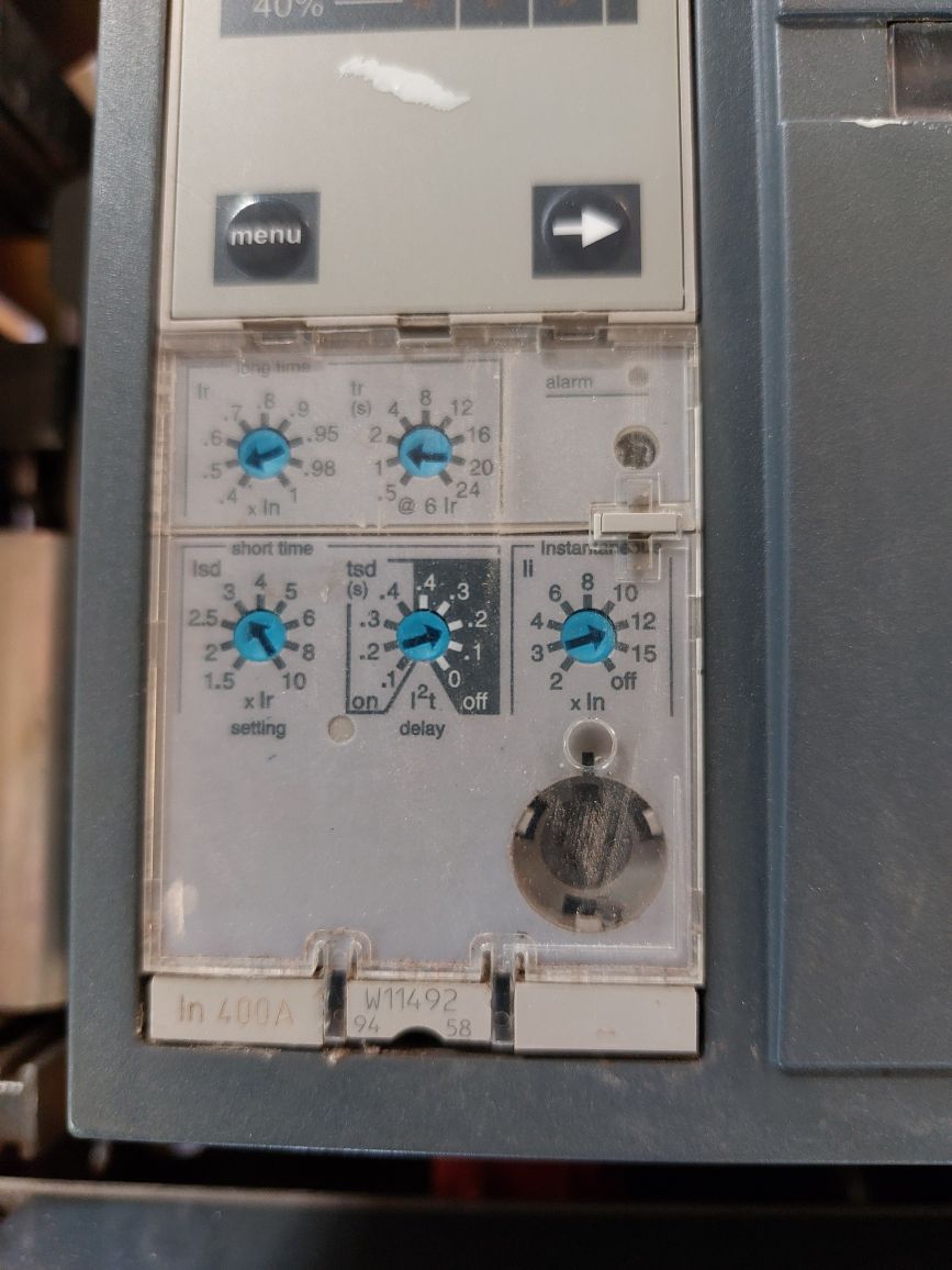 Schneider electric masterpact nw08 h2 circuit breaker