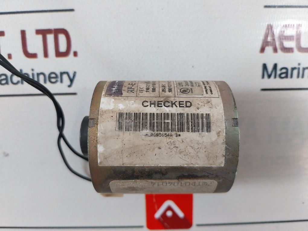 Schneider Electric Merlin Gerin 685 654 Xf-e Closing Release Circuit Breaker
