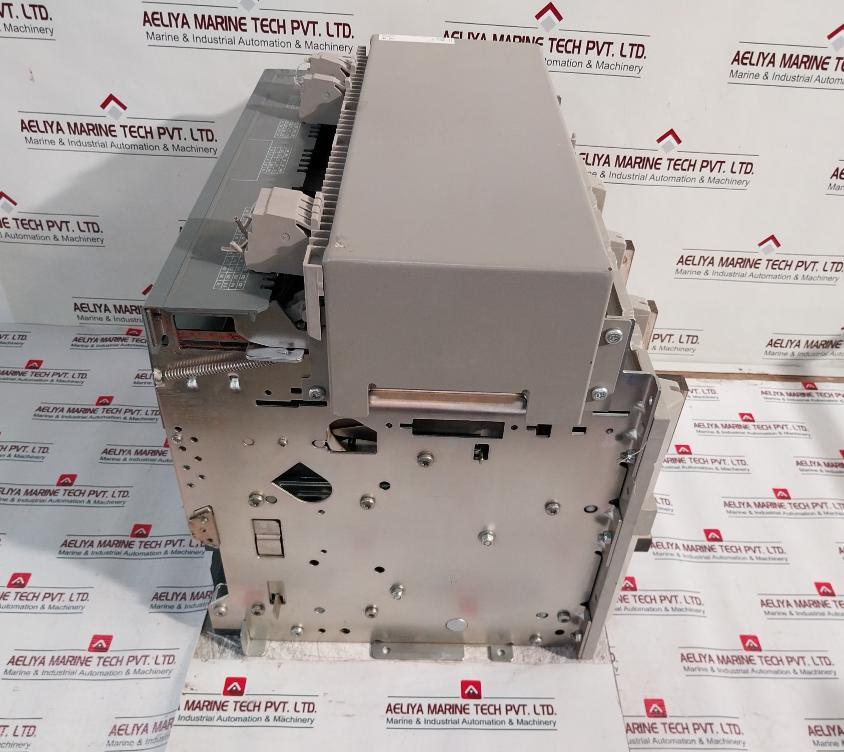 Schneider Electric Mvs32N Circuit Breaker Trip Unit 3-pole 1000V 12Kv