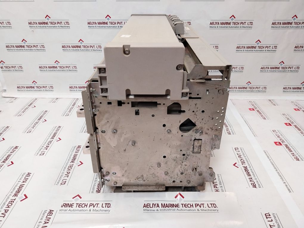 Schneider Electric Nw50 H2 Circuit Breaker Trip Unit