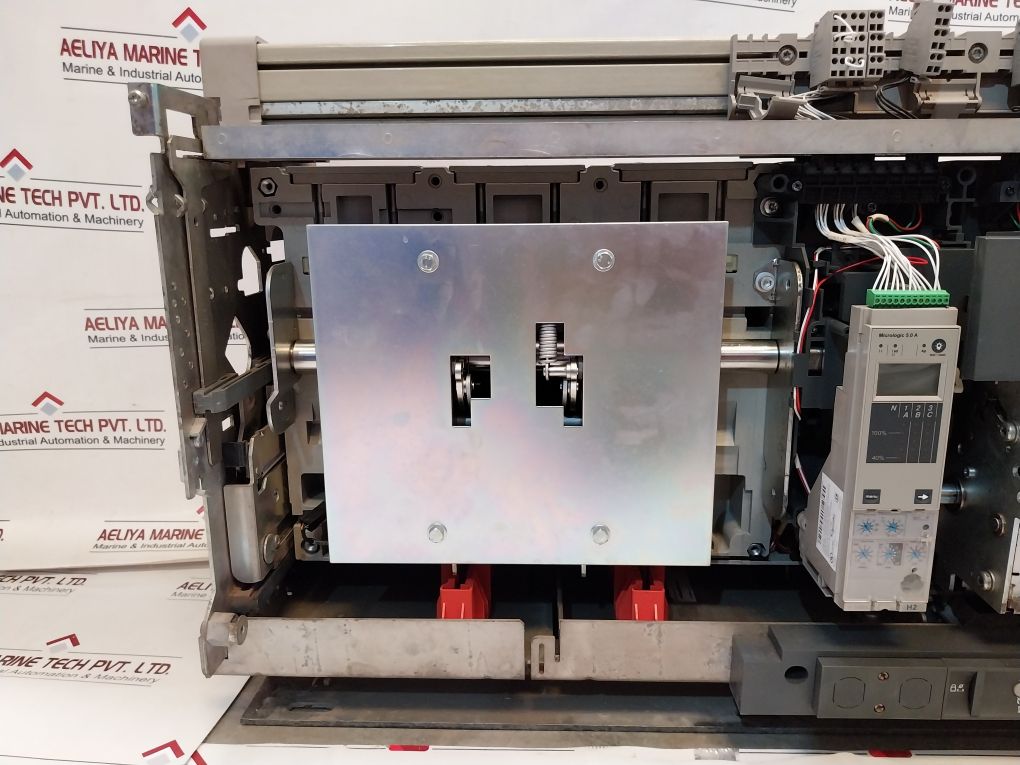 Schneider Electric Nw50 H2 Circuit Breaker Trip Unit