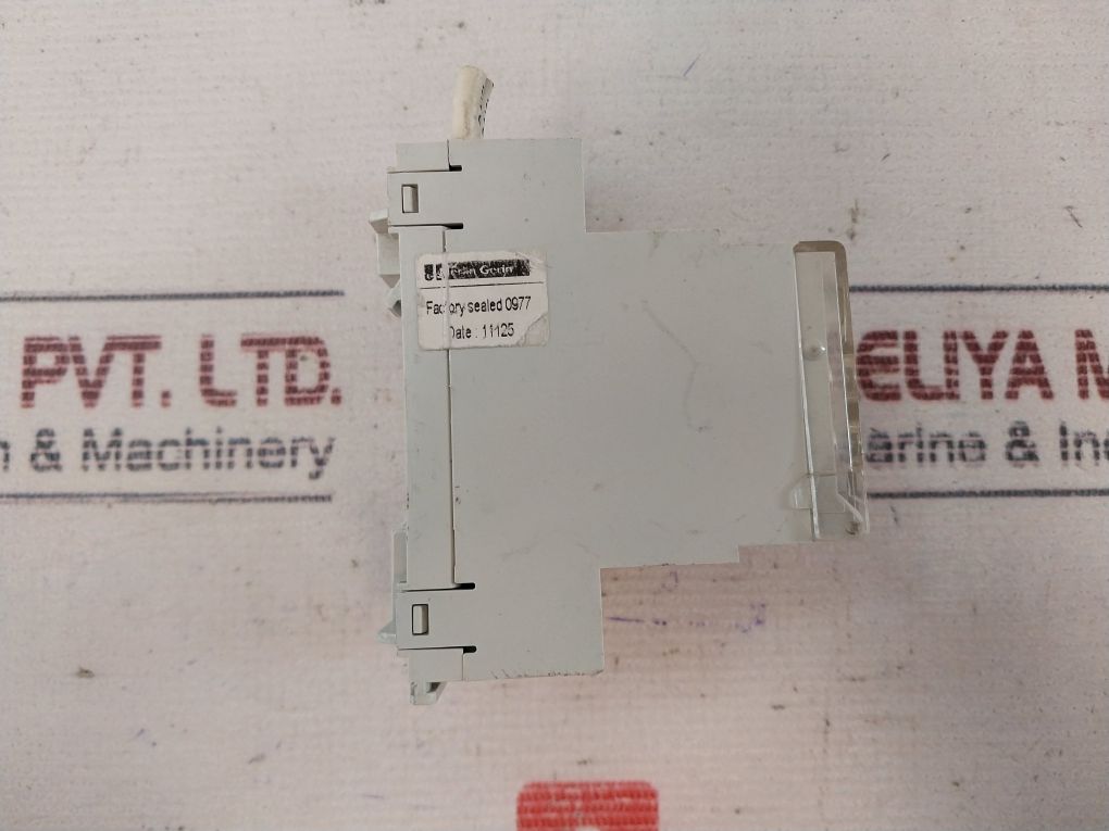 Schneider Electric Rh99M Ground Fault Sensing And Relaying Equipment
