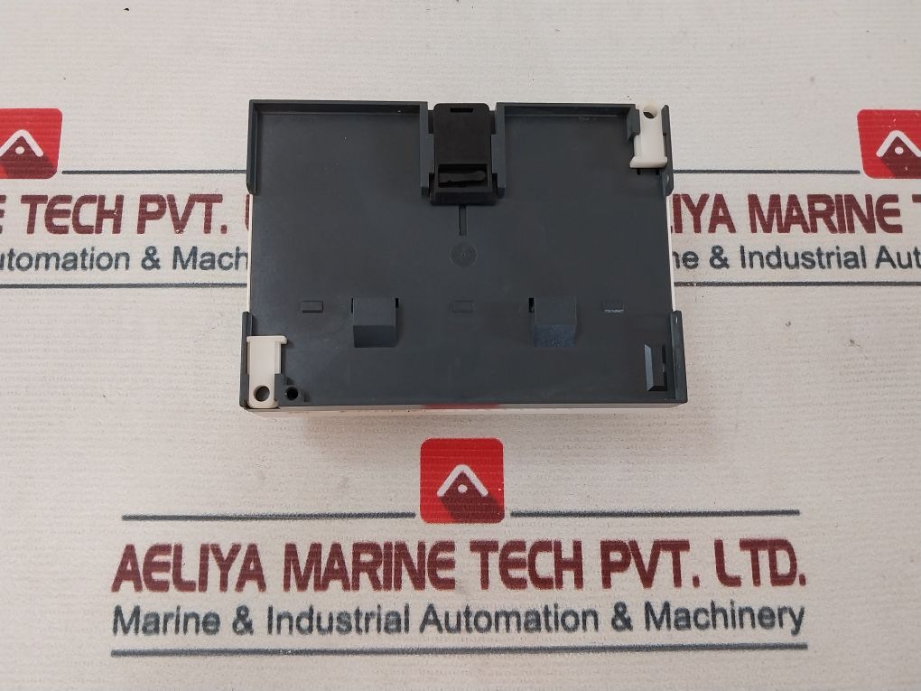 Schneider Electric Sr2 B201Fu Output Relay 100...240 Vac 10.7Va