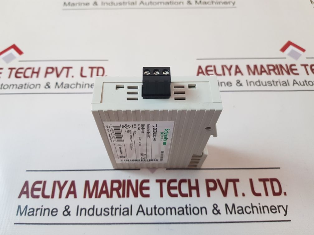 Schneider Electric Tcsesu053Fn0 Ethernet Connexium Switch 5Tx